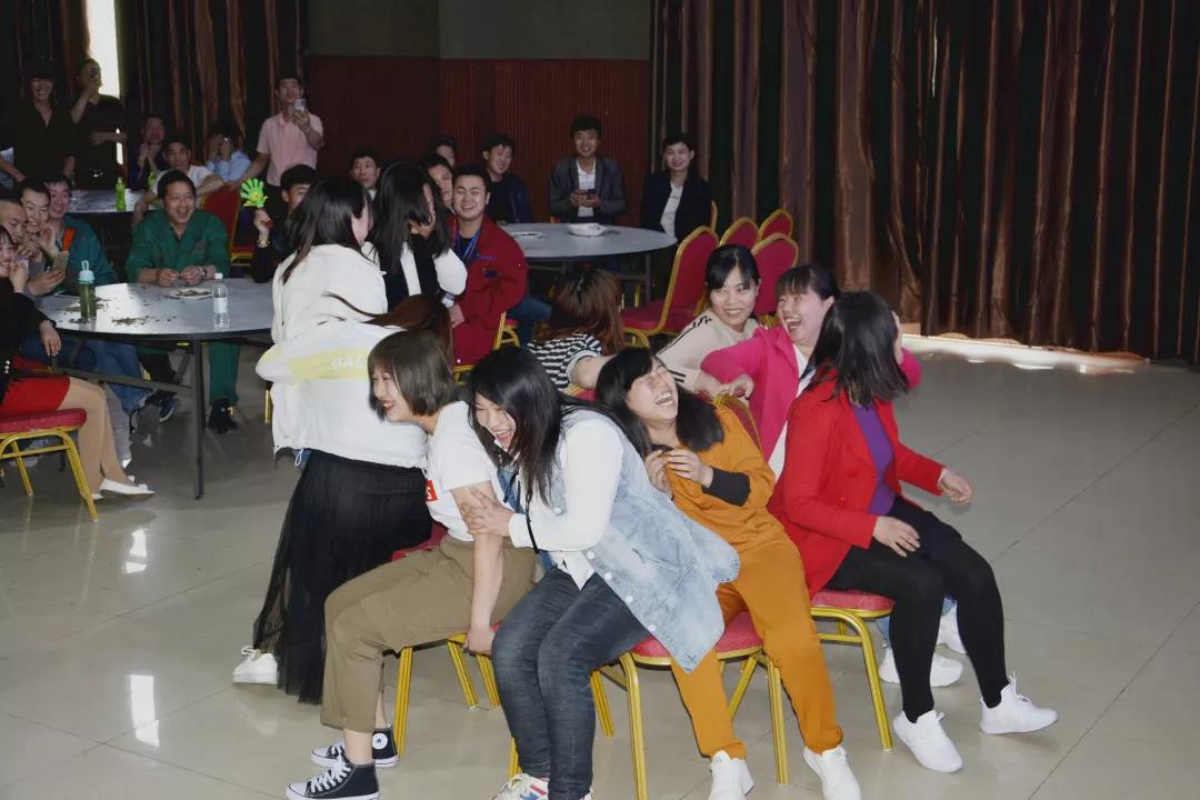 心怀感恩，载梦起航-乐虎国际lehu88官方网站集团2019年第一届娱乐活动圆满举行!